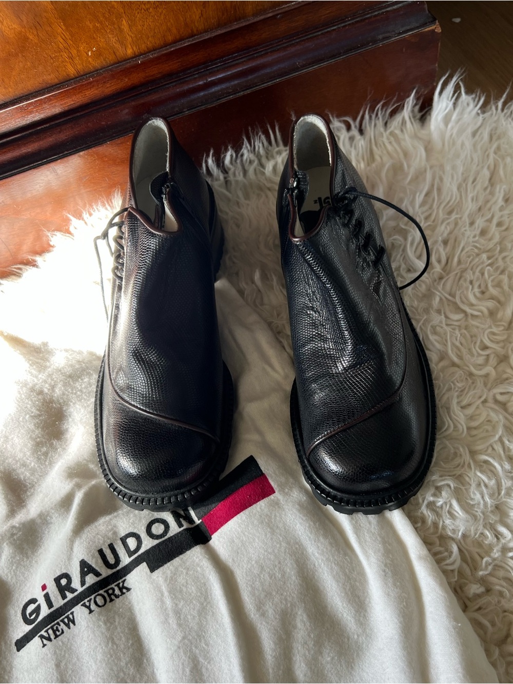 GIRAUDON New York Black Textured Leather Dress Shoes • 37